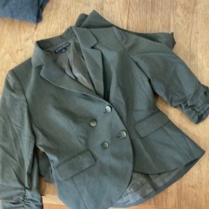 Antonio Melanie suit. Jacket size 8 pants size 10